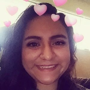 Meet your Posher, Alejandra